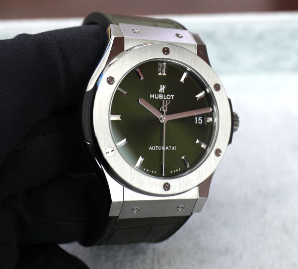 Hublot Classic Fusion - Green Dial - Titanium and Leather strap - E-Warranty - 45mm - New - Image 6