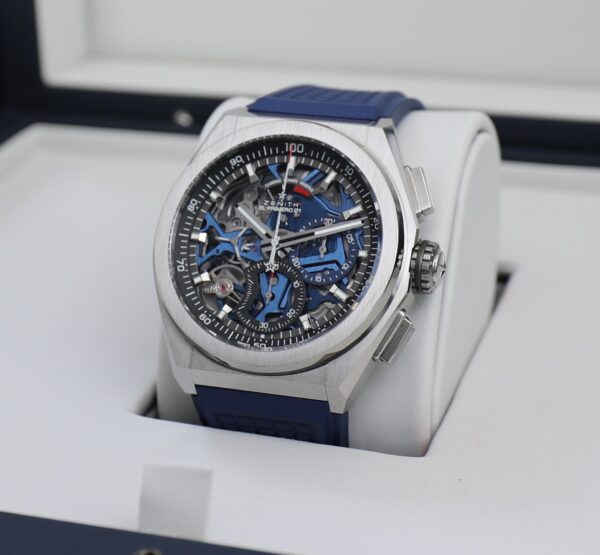 Zenith Defy El Primero 21 - 44mm - Titanium - Skeleton High Frequency Chrono - Unworn - Full Set - Image 3