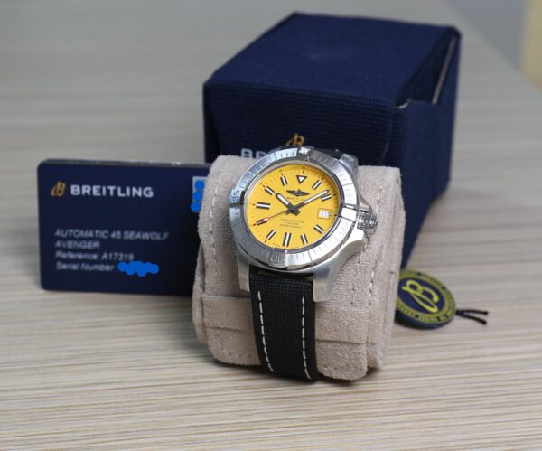 Breitling Avenger Seawolf - Automatic - 45mm - Yellow Dial - New - Full Set - Image 4