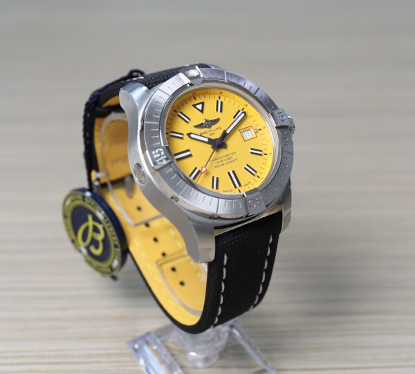 Breitling Avenger Seawolf - Automatic - 45mm - Yellow Dial - New - Full Set - Image 9