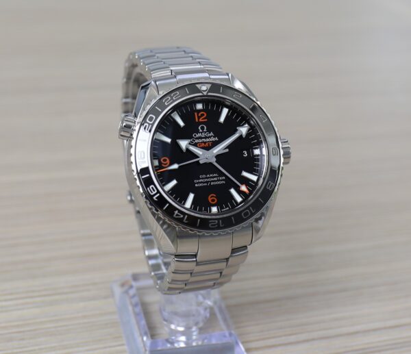 Omega Seamaster Planet Ocean GMT - 43.5mm - Black Ceramic Bezel - Unworn - Full Set - Image 8