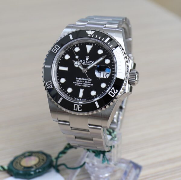 Rolex Submariner Date -126610LN - 41mm - Black Dial - Unworn - Full Set