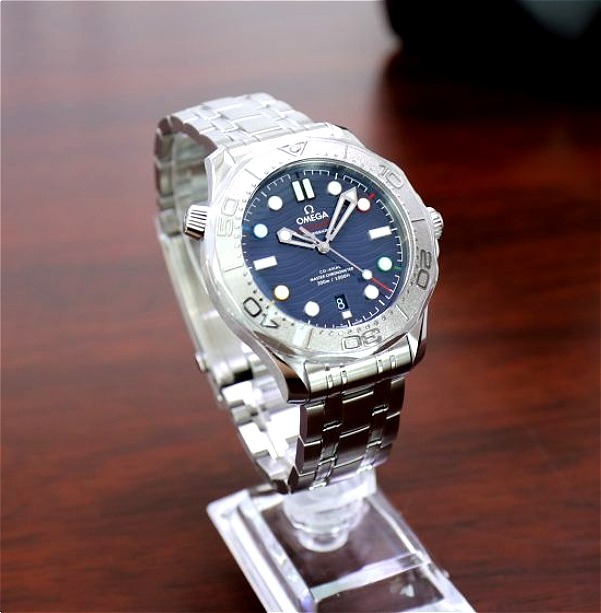 Omega Seamaster Diver 300M