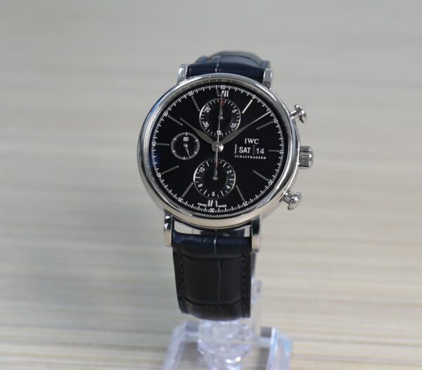 IWC Portofino Chronograph - 42mm - Black Dial - Leather Strap - Very good conditions - Full Set - Image 7