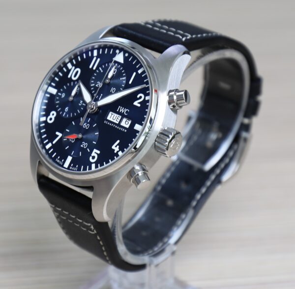 IWC Pilot Chronograph - 41mm - Blue Dial - Leather and Rubber Strap - V Good Condit - Full Set - Image 6