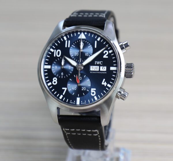 IWC Pilot Chronograph - 41mm - Blue Dial - Leather and Rubber Strap - V Good Condit - Full Set - Image 7