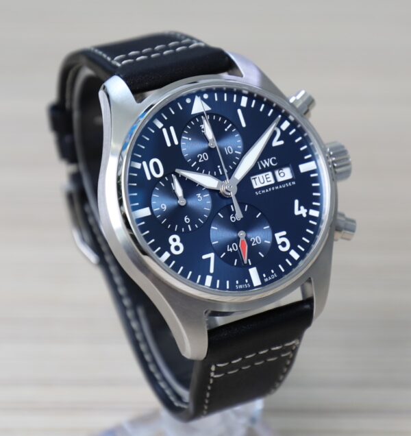 IWC Pilot Chronograph - 41mm - Blue Dial - Leather and Rubber Strap - V Good Condit - Full Set - Image 8