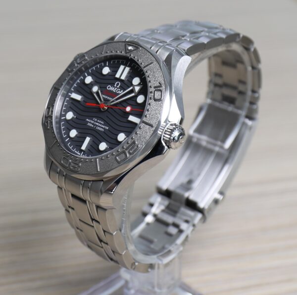 Omega Seamaster Diver 300M - Nekton Edition - 42mm - Very Good Conditions - Full Set - Image 6