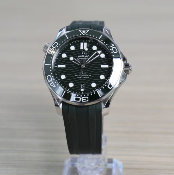 Omega Seamaster Diver 300M - Green Dial - Rubber Strap - New- 2025 - Full Set - Image 7