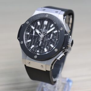 Hublot Big Bang - Ceramic Bezel - Carbon Fiber Dial - 44mm - Very Good Conditions - Full Set